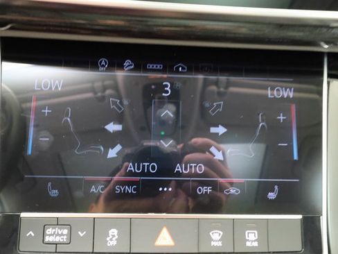 Used 2023 Audi Q7 3.0T Premium Plus image 15