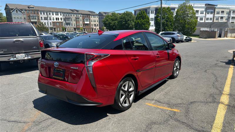 Used 2017 Toyota Prius Three Touring w/ Protection Package FWD image 11