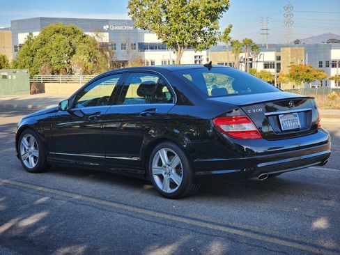 Used 2011 Mercedes-Benz C 300 Sedan image 5