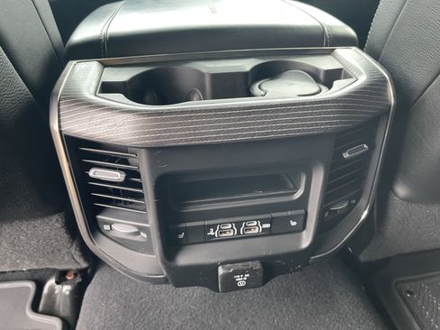 Used 2020 RAM 3500 Limited image 39