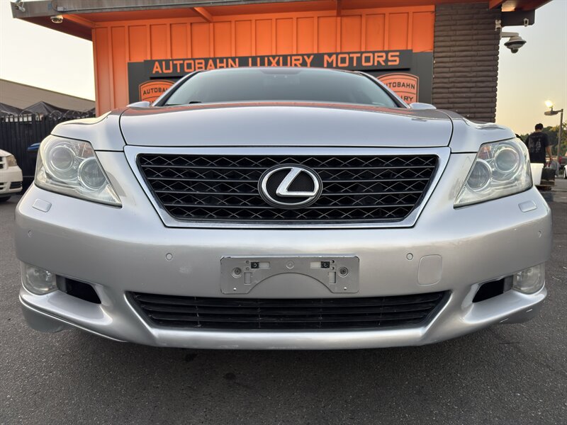 Used 2012 Lexus LS 460 w/ Sport Pkg RWD image 5