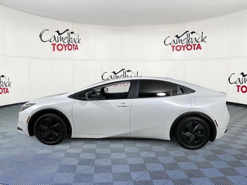 New 2026 Toyota Prius LE image 5
