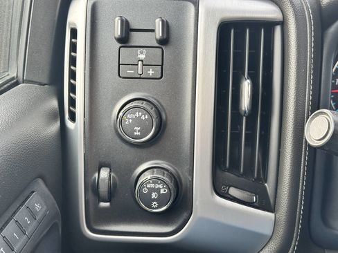 Used 2018 GMC Sierra 1500 SLT image 24