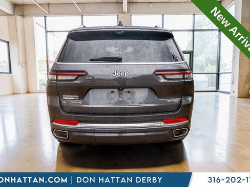 Used 2021 Jeep Grand Cherokee L Summit w/ Advanced Protech Group IV AWD/4WD image 31