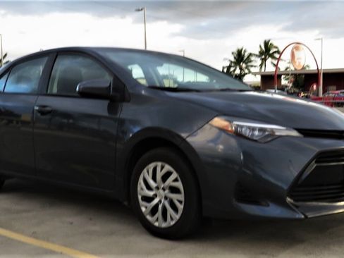 Used 2019 Toyota Corolla LE FWD image 4