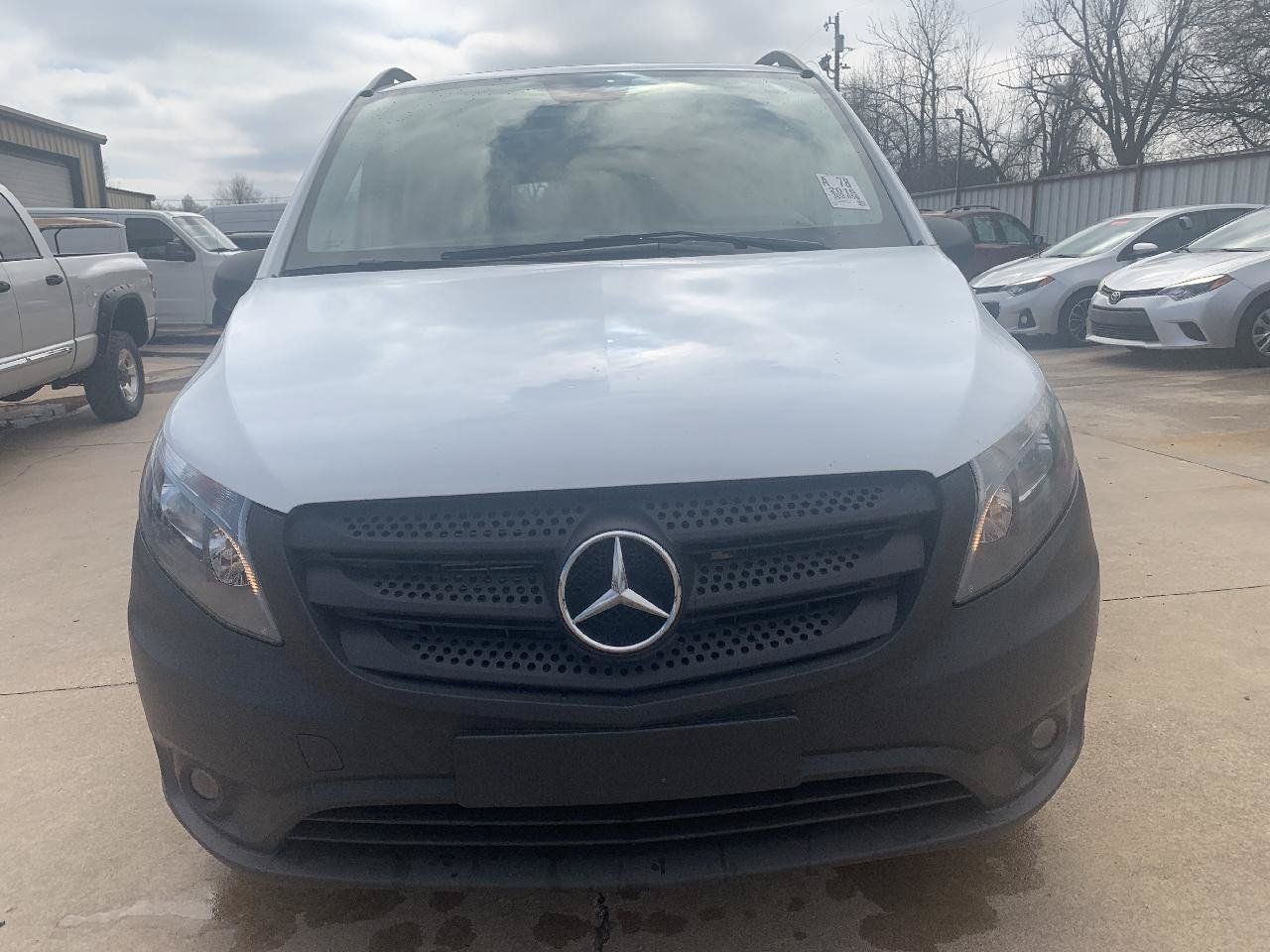 Used 2016 Mercedes-Benz Metris image 4