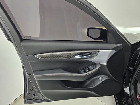 Used 2021 Cadillac CT5 V w/ Premium Package image 9