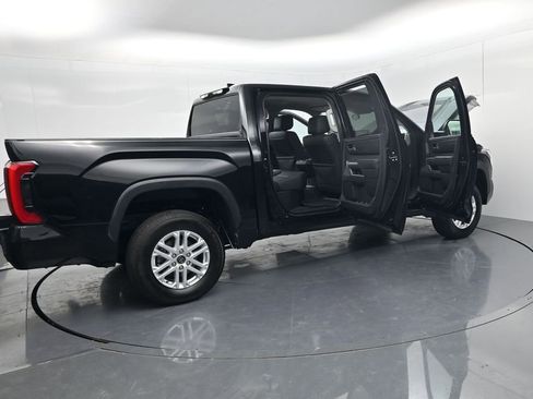 Used 2023 Toyota Tundra SR5 w/ SR5 Premium Package AWD/4WD image 62