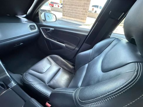 Used 2016 Volvo V60 T5 Premier w/ Convenience Package FWD image 47