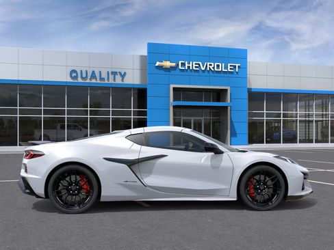 New 2026 Chevrolet Corvette Z06 w/ Stealth Interior Trim Package RWD image 29