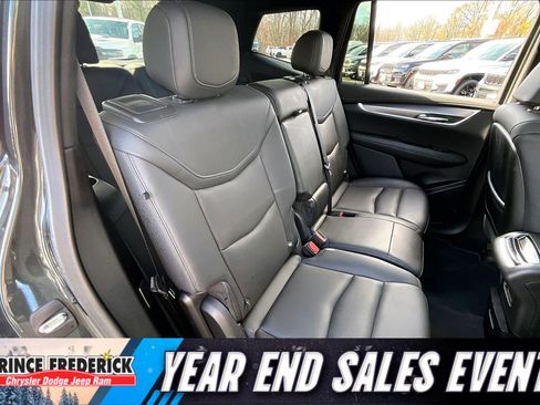 Used 2023 Cadillac XT6 Luxury image 26