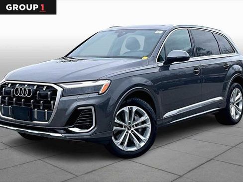 Certified 2025 Audi Q7 3.0T Premium Plus image 1
