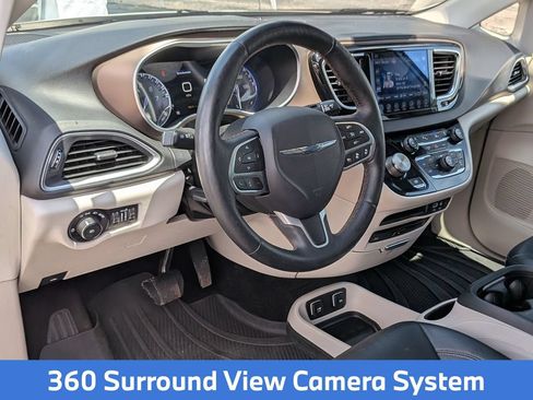 Used 2017 Chrysler Pacifica Touring-L Plus w/ Advanced Safetytec Group FWD image 35