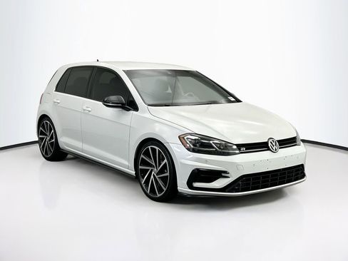 Used 2019 Volkswagen Golf R 4-Door image 3