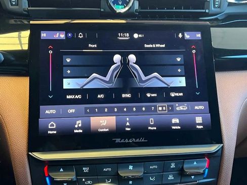 Used 2022 Maserati Quattroporte GT image 24