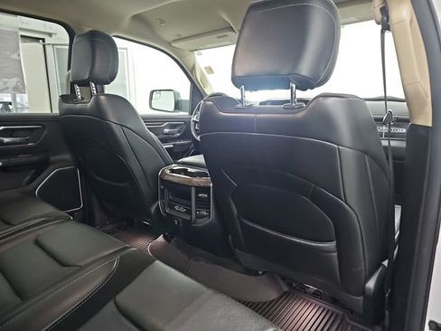Used 2020 RAM 1500 Laramie w/ Off Road Group AWD/4WD image 29