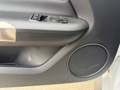 Used 2016 Ford Mustang Shelby GT350 w/ Track Package image 14