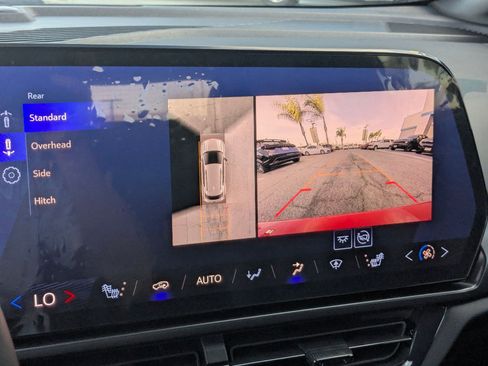 Used 2025 Chevrolet Equinox EV RS w/ LPO, All-Weather Mat Package image 19