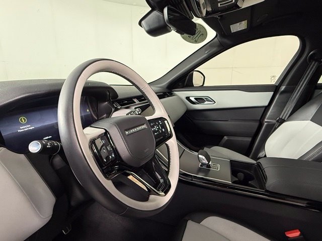 Used 2024 Land Rover Range Rover Velar Dynamic SE AWD/4WD image 14
