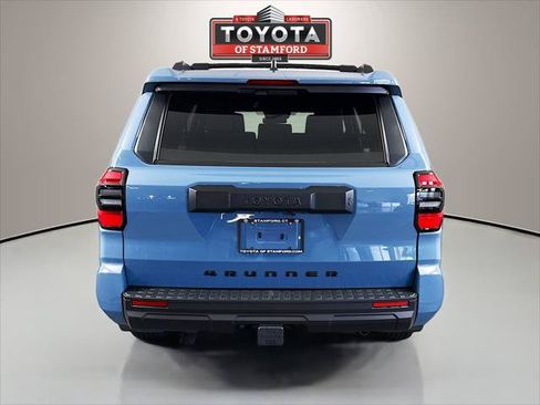 Certified 2026 Toyota 4Runner SR5 AWD/4WD image 6