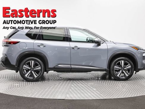Used 2023 Nissan Rogue SL w/ SL Premium Package AWD/4WD image 4