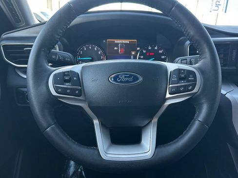 Certified 2023 Ford Explorer XLT w/ Equipment Group 202A RWD image 27