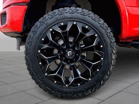 Used 2017 Ford F150 XLT w/ Equipment Group 302A Luxury image 10