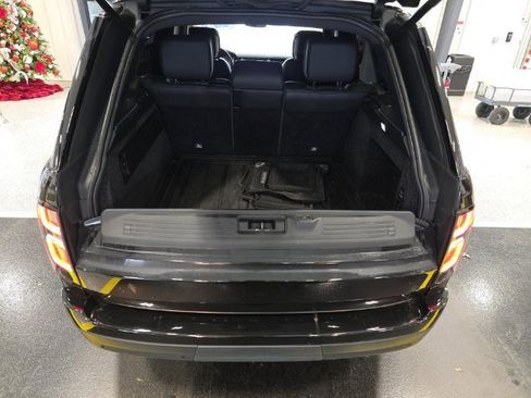 Used 2021 Land Rover Range Rover P525 Westminster Edition image 7