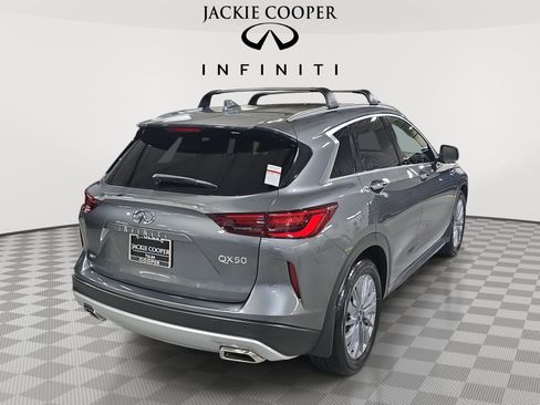 Used 2025 INFINITI QX50 Luxe image 5