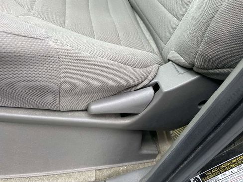 Used 2017 Nissan Frontier S image 28