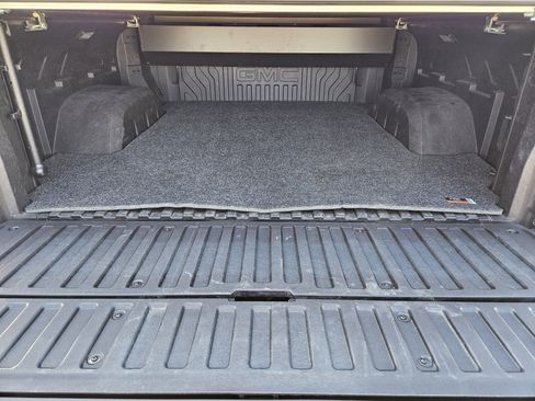 Used 2024 GMC Sierra 1500 Denali Ultimate image 32