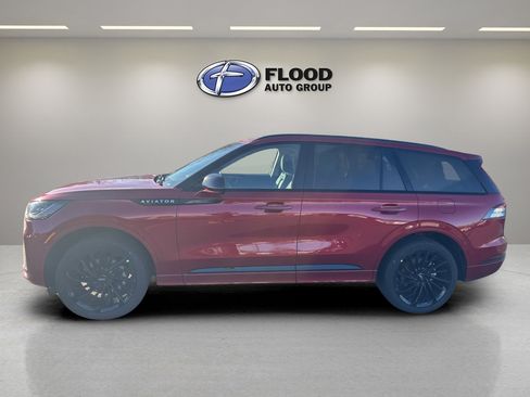 New 2025 Lincoln Aviator Reserve w/ Jet Appearance Package image 5