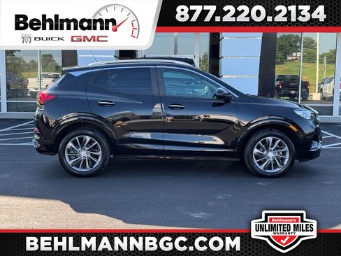 Used 2022 Buick Encore GX Select w/ Sport Touring Package FWD image 1
