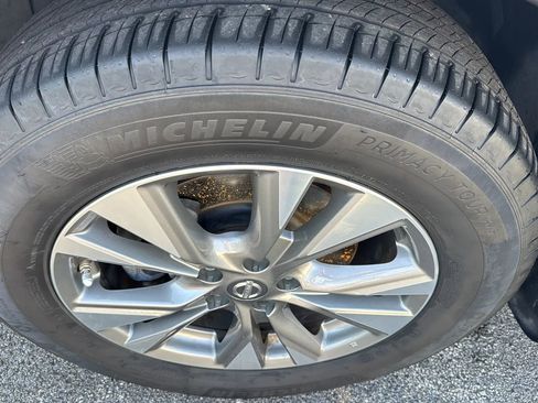 Used 2017 Nissan Murano SL image 30