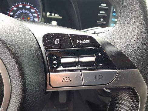 Used 2023 Hyundai Elantra SEL w/ Cargo Package FWD image 20