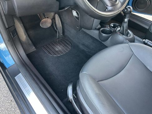 Used 2013 MINI Cooper Hardtop image 9