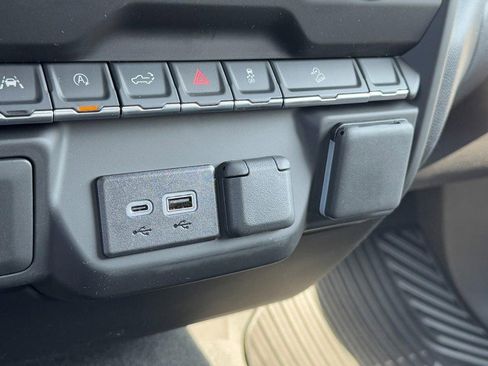 New 2026 Chevrolet Silverado 1500 Custom Trail Boss AWD/4WD image 30