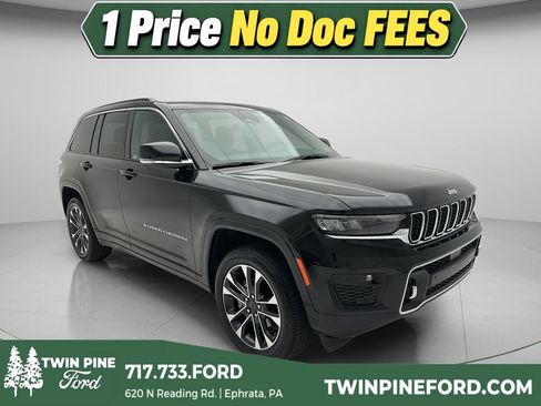 Used 2025 Jeep Grand Cherokee Overland w/ Luxury Tech Group IV AWD/4WD image 1