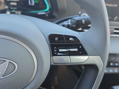 New 2026 Hyundai Elantra Blue image 25