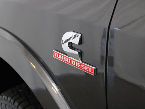 Used 2021 RAM 3500 Laramie image 13