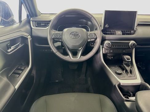 Certified 2025 Toyota RAV4 SE w/ Convenience Package image 22