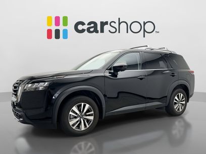 Used 2023 Nissan Pathfinder SL