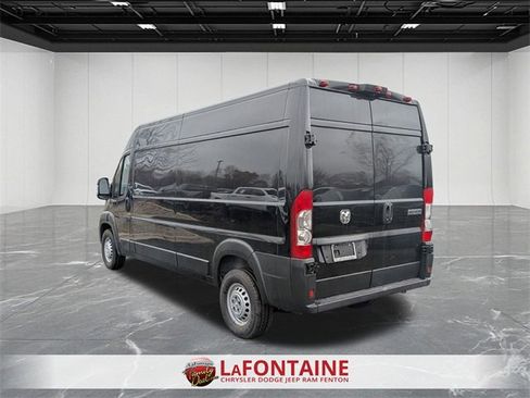 New 2026 RAM ProMaster 2500 w/ Convenience Group image 3