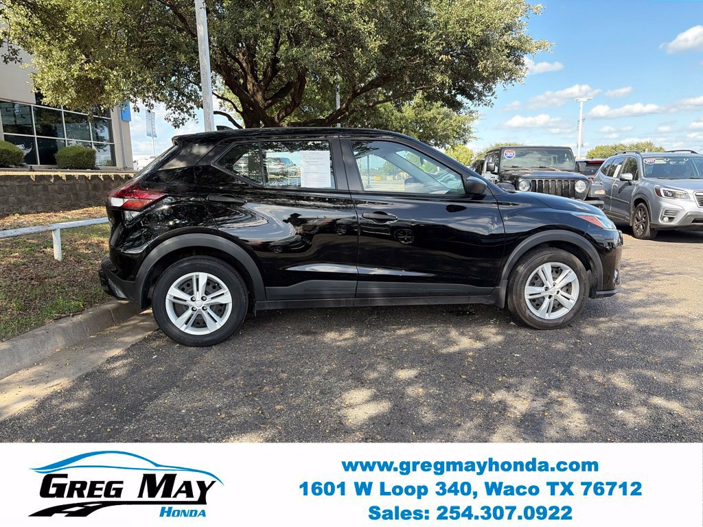 Used 2024 Nissan Kicks S FWD image 9