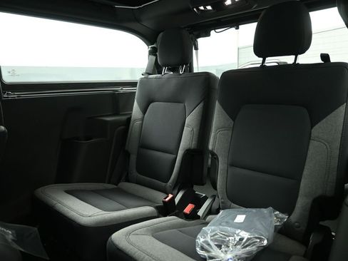 New 2025 Ford Bronco 2-Door image 17