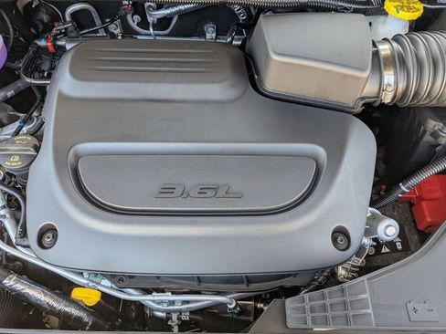 New 2026 Chrysler Pacifica Select w/ S Appearance Package FWD image 31