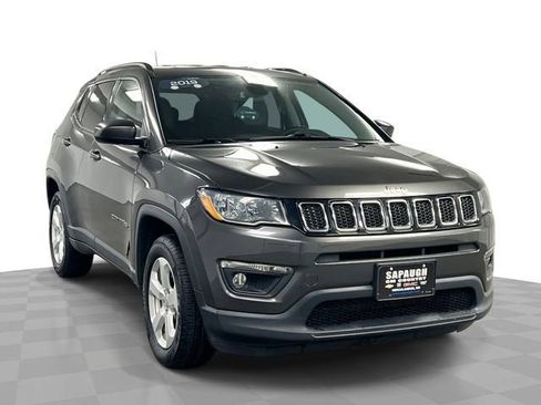 Used 2019 Jeep Compass Latitude w/ Popular Equipment Group image 1