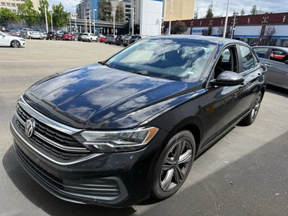 Used 2024 Volkswagen Jetta SE