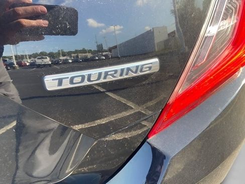 Used 2016 Honda Civic Touring image 12