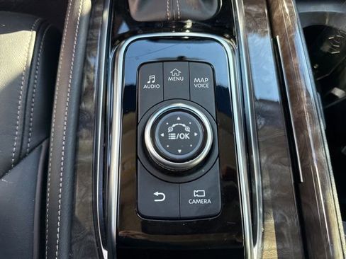 Used 2024 Nissan Armada Platinum w/ Captain's Chairs Package image 26